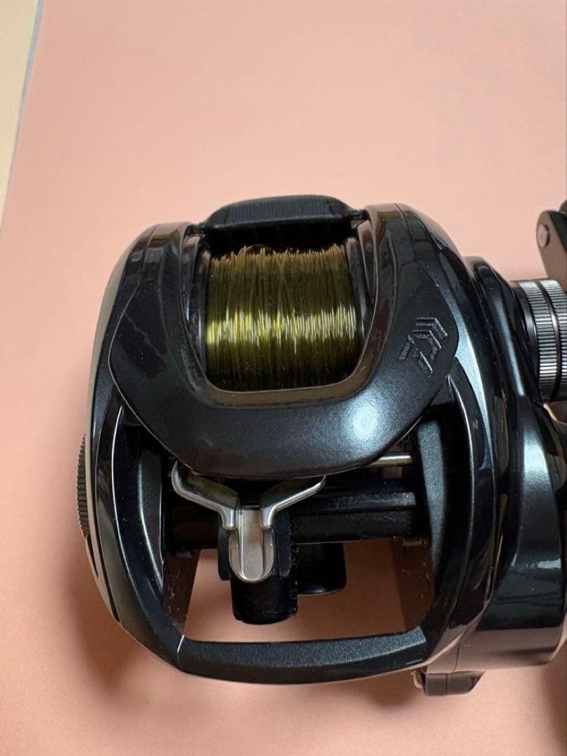 【美品】ダイワ TATULA TW 300XHL 左ハンドルリール