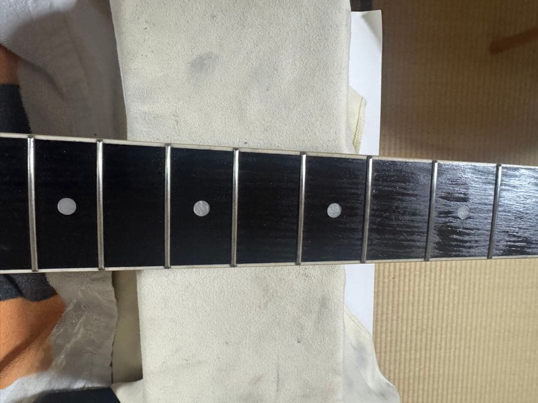 初心者さん必見です!調整済‼️Fコードも押さえ易いアコースティックギター‼️